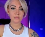 tykioty_miley is a 25 year old female webcam sex model.