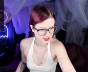 cozyeve is a  year old female webcam sex model.