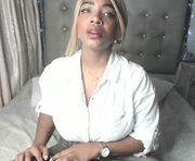 kyliewhiteboobs is a 21 year old female webcam sex model.