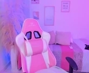 alissyadanger is a 20 year old female webcam sex model.