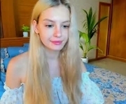 nensi_blond is a 21 year old female webcam sex model.