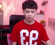 sam_daves_ is a 18 year old male webcam sex model.