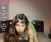 cyber_hoe666 is a  year old female webcam sex model.