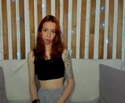 lori_williams is a 18 year old female webcam sex model.