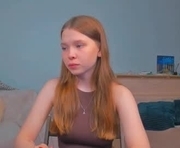 tinysrose is a 18 year old female webcam sex model.