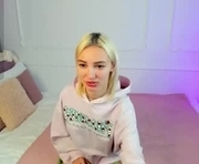 dilana_divine is a 22 year old female webcam sex model.