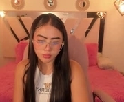 im_miila is a 18 year old female webcam sex model.