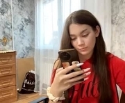 sherisedeboe is a 18 year old female webcam sex model.