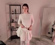 lovekessy is a  year old female webcam sex model.