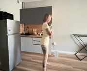 fremine_ is a  year old female webcam sex model.