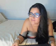 deesseluxure_ is a 36 year old female webcam sex model.