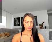 melanyrosse is a 24 year old female webcam sex model.