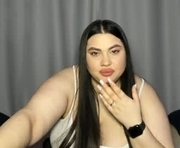 nikki_kardashian is a  year old female webcam sex model.