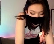 kaizokunami is a 20 year old female webcam sex model.