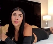 saramanson is a 20 year old female webcam sex model.