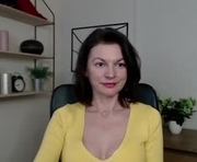 vivian_dream is a 43 year old female webcam sex model.
