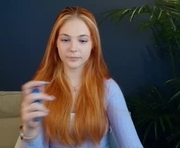 jolly_bean is a 19 year old female webcam sex model.