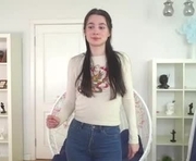 mayashmore is a 18 year old female webcam sex model.