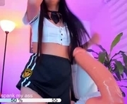 miss_nii is a  year old female webcam sex model.