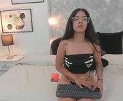 charlotte_taylor01 is a 23 year old female webcam sex model.