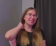 oliviavele is a 22 year old female webcam sex model.