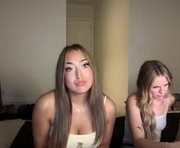 mesamarie is a  year old female webcam sex model.