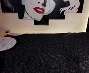 laubm01 is a 28 year old shemale webcam sex model.