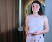 dwanasjostrom is a 18 year old female webcam sex model.