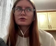 robynsentinella is a  year old female webcam sex model.