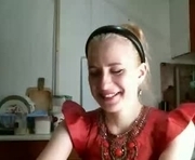 goldenworld_bi_car is a 37 year old female webcam sex model.