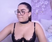 emmaa_09_ is a  year old female webcam sex model.