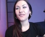 crimson_web is a 19 year old female webcam sex model.