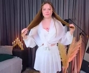 lawandacarucci is a 18 year old female webcam sex model.