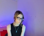 sophylynn is a  year old female webcam sex model.