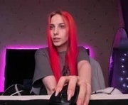 meandmaboy is a 18 year old female webcam sex model.