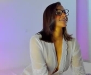 nanisca_davis is a 27 year old female webcam sex model.