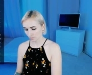 karinella_x is a 33 year old female webcam sex model.