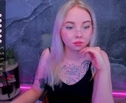 olivialaur is a 20 year old female webcam sex model.