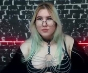 i_blue_blue is a 23 year old female webcam sex model.