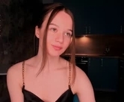 milaniapayne is a 18 year old female webcam sex model.