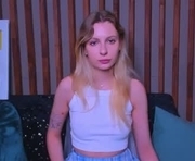 maria_hunt is a 21 year old female webcam sex model.