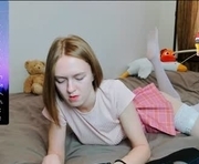 charming_berry_ is a 19 year old female webcam sex model.