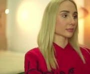 blondiefromtheblock is a 23 year old shemale webcam sex model.