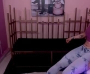 _hanna_sofia_ is a 19 year old female webcam sex model.