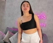 megan_williamms is a 18 year old female webcam sex model.