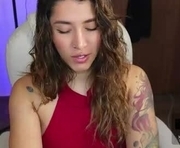 sharai_ is a 25 year old female webcam sex model.