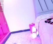 miissdove is a  year old female webcam sex model.