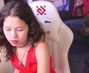 moco_choco is a 18 year old female webcam sex model.