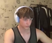 steave418970 is a 21 year old male webcam sex model.