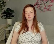 agnia_white is a 18 year old female webcam sex model.